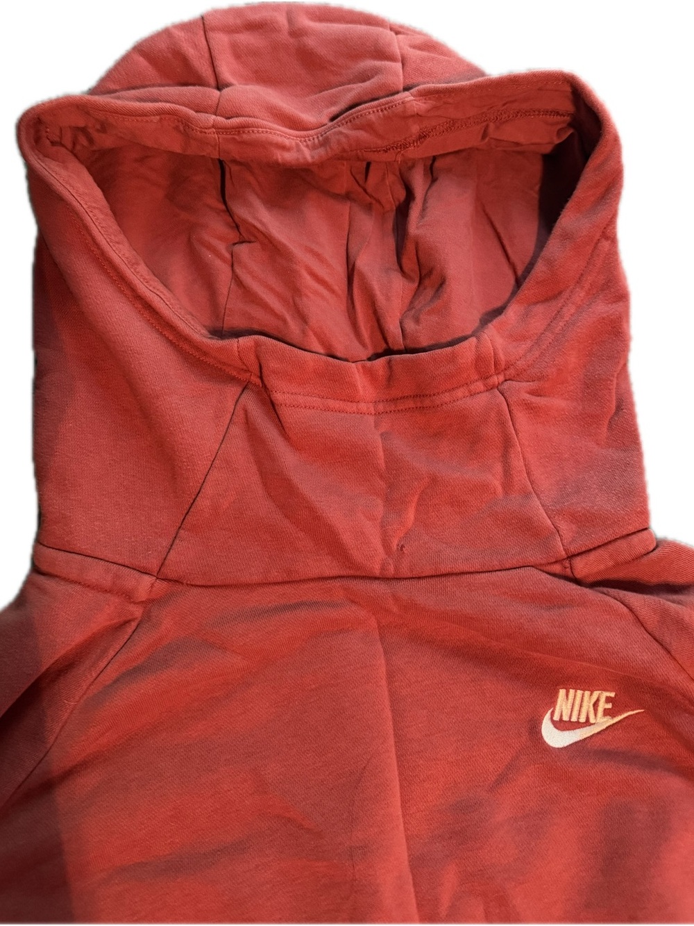 Nike Maroon Pullover Sweatshirt with White Logo Tag - Picture 5 of 5